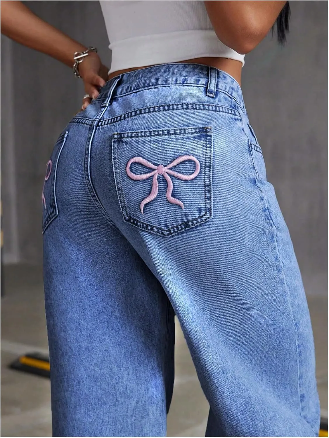 Floerns Women's Bowknot Embroidery Jeans Y2k Straight Leg Boyfriend Denim Pants